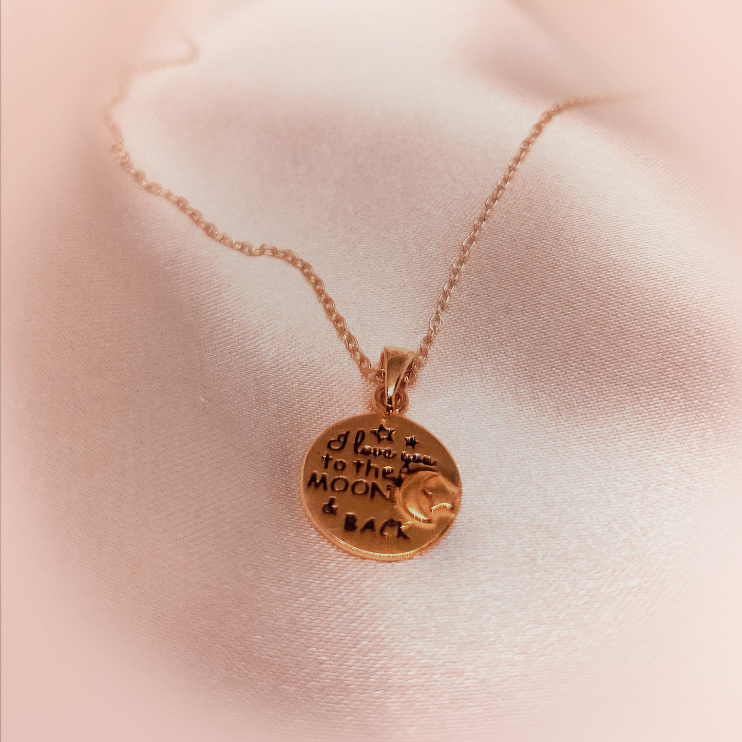 Colier Love You To The Moon And Back din argint placat cu aur 24K