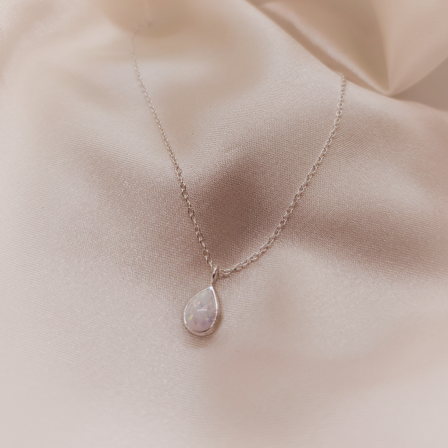 Colier Tear Opal din argint