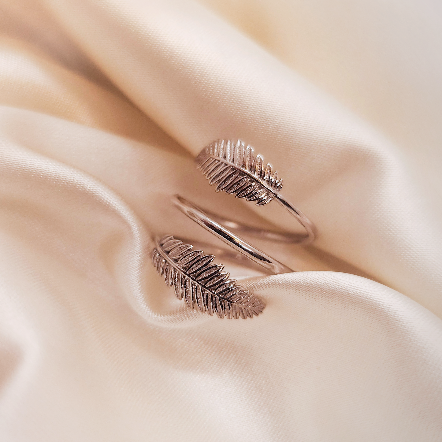 Double Leaf Platinum plated silver Ring