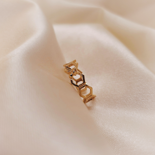 Bee 18K Gold Ring